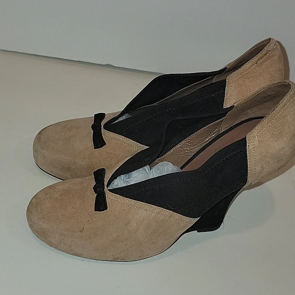 Tabitha Simmons womens black and suede 38 wedge shoes made in italy